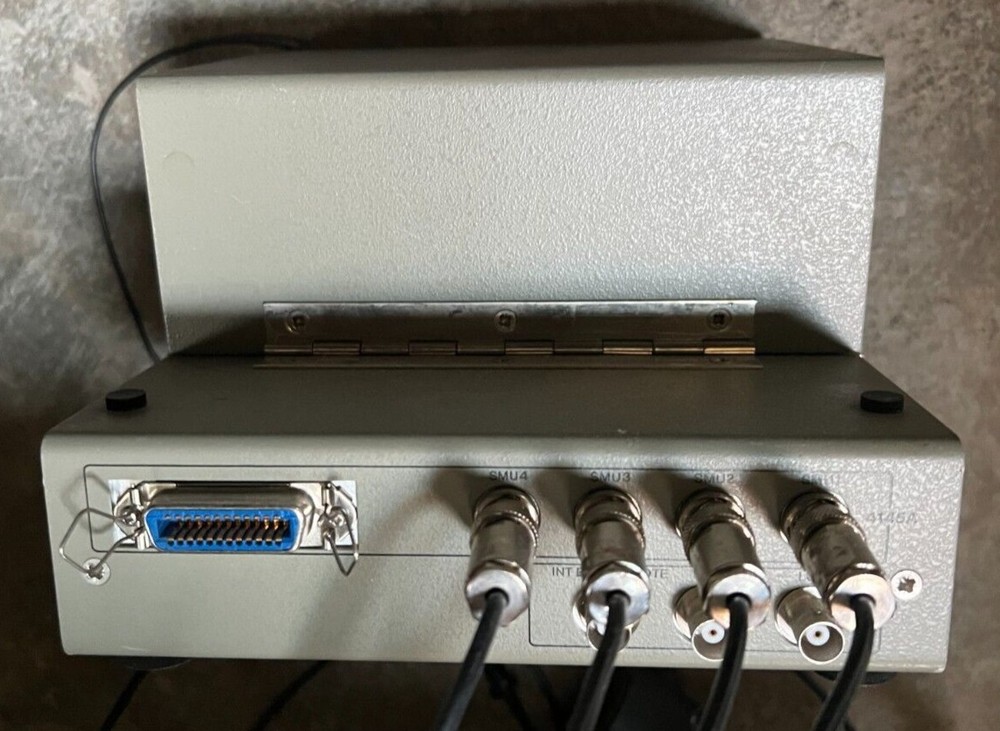 HP 4145A Semiconductor Parameter Analyzer COME WITH WITH HP16068A TEST FIXTURE