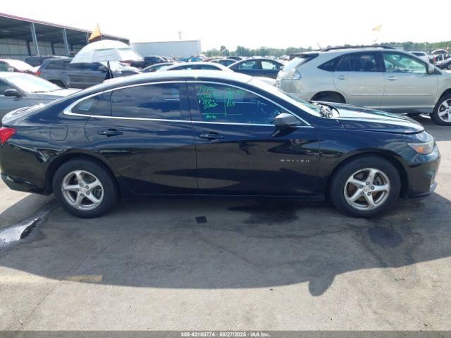 MALIBU 2018 Glove Box 4836070