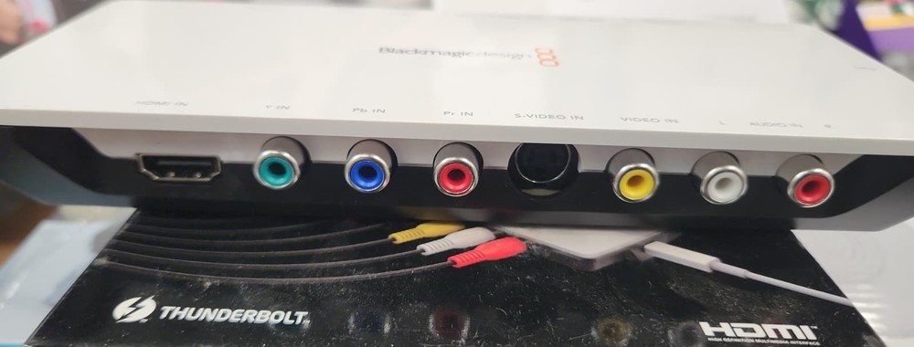 Blackmagic Design Intensity Shuttle Capture Card for Thunderbolt Used Missing Po