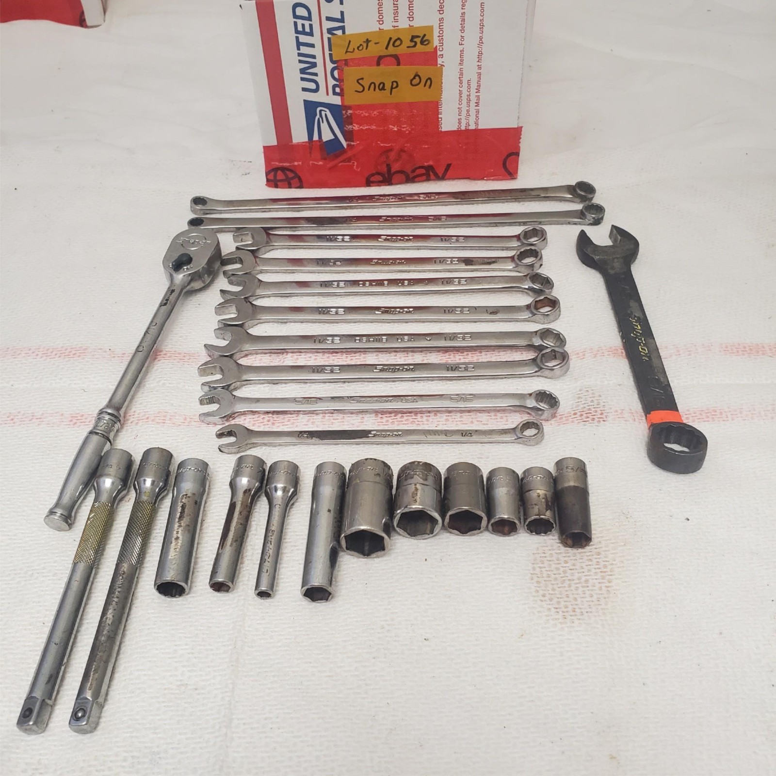 Lot of Snap on combination Wrench & Sockets LOT-1056