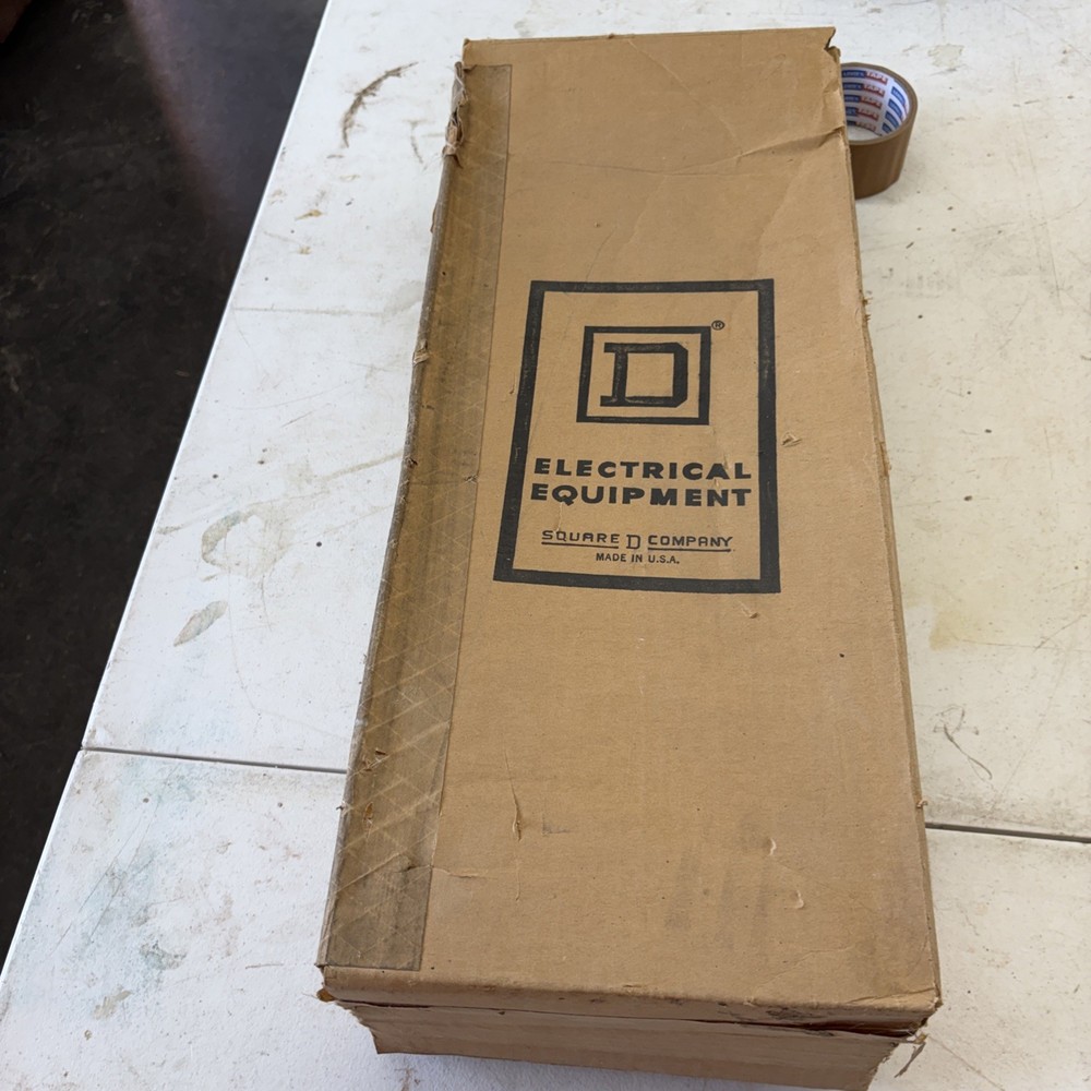 Square D NQOB-303 panelboard interior