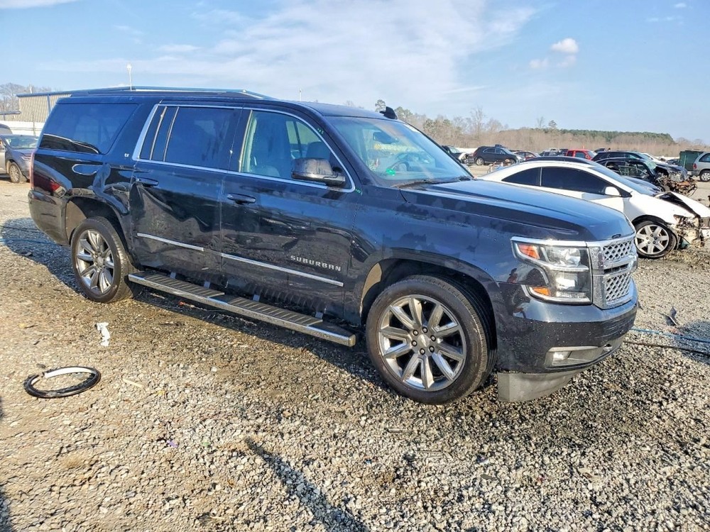 SUBCHEV15 2017 Glove Box 4984706