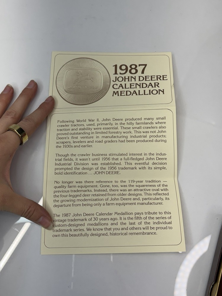 1987 John Deere Desktop Calendar Medallion 