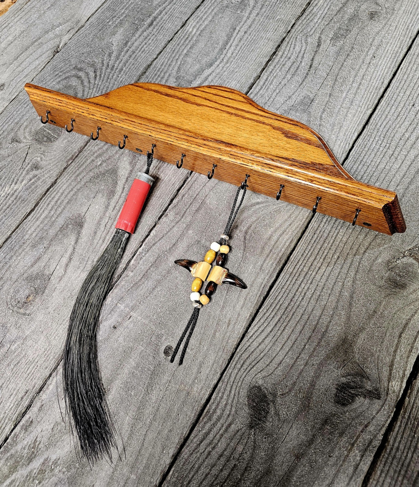 WILD TURKEY SPUR BEARD HUNTING MOUNT OAK 11 HOOK HOLDER TROPHY  PLAQUE TAXIDERMY