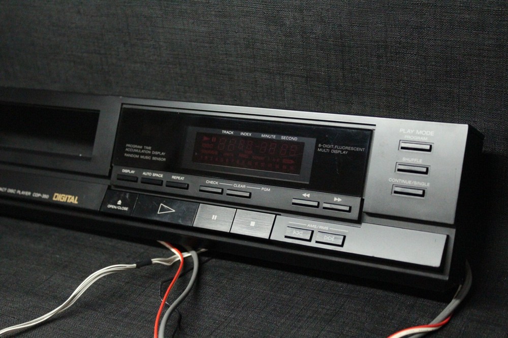 Authentic Sony CDP-350 CD player Front Panel Face plate screen w/ electronics