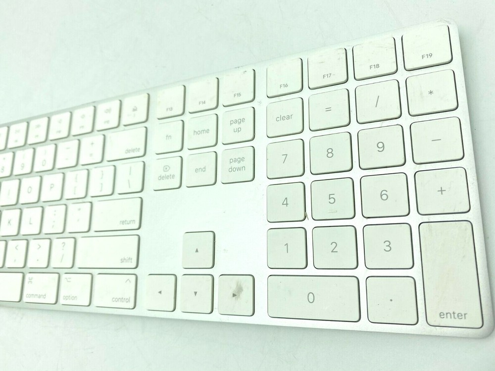 Apple Magic Wireless Lightning keypad Bluetooth Keyboard white A1843