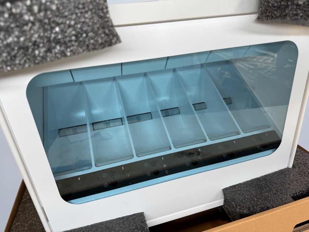 Ultimaker S5 Pro Bundle Material Station Air Manager - Open Box 3D Printer