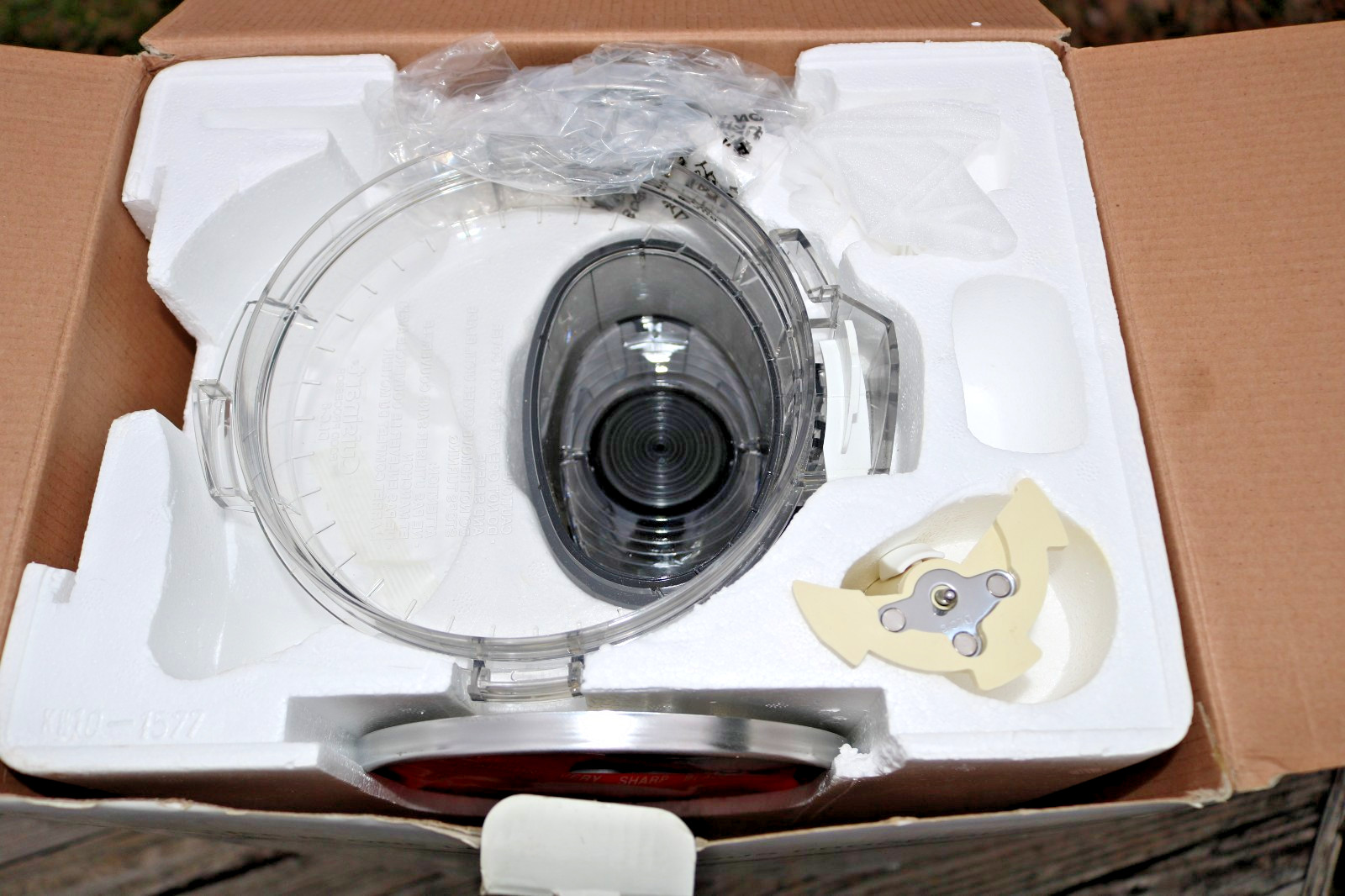 Cuisinart Custom Pro 11-Cup Food Processor DLC-8SBC Professional New Open Box