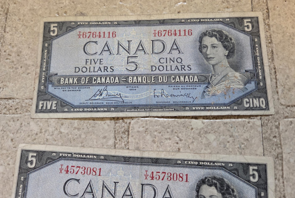 Canada 1954 Banknotes $50 Face Value- Circulated ($5 & $10 notes)