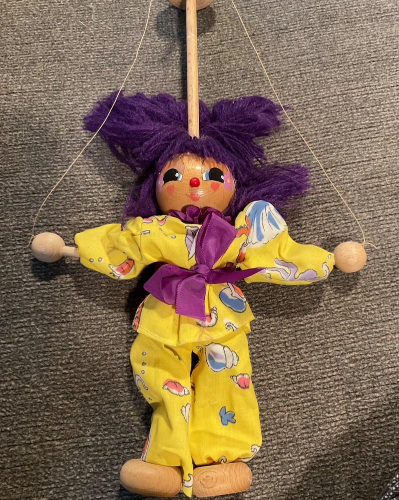 Wooden Puppet Pre-Owned Good Condition
