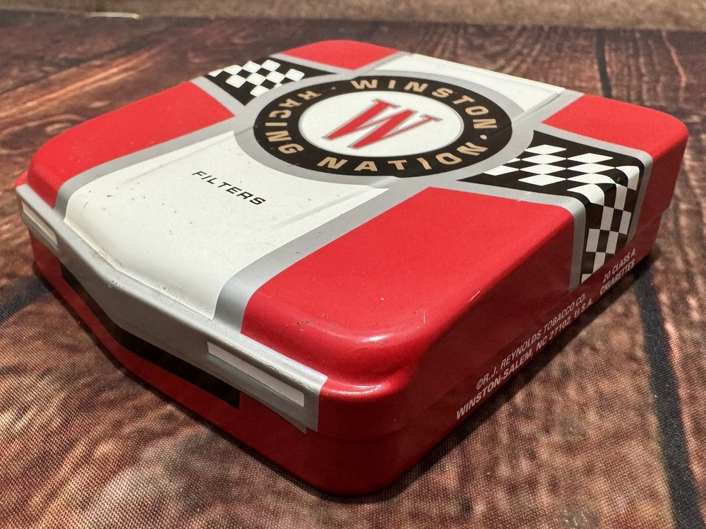 Winston Racing Nation Red Cigarette Case