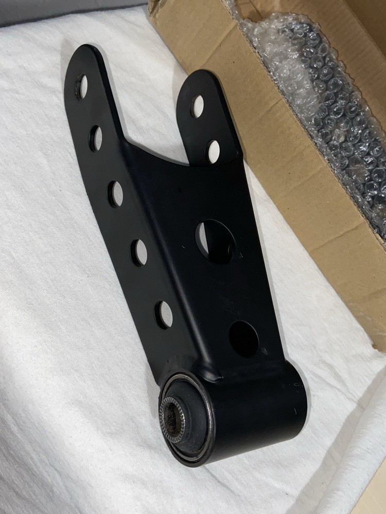Bellteach Leaf Rear Shackles