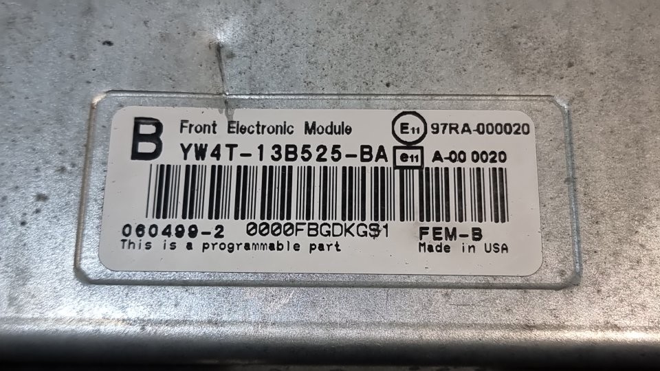 Jaguar S-Type Engine Control Unit ECU & Front Electric Module 1999 XR8A12A650NBA