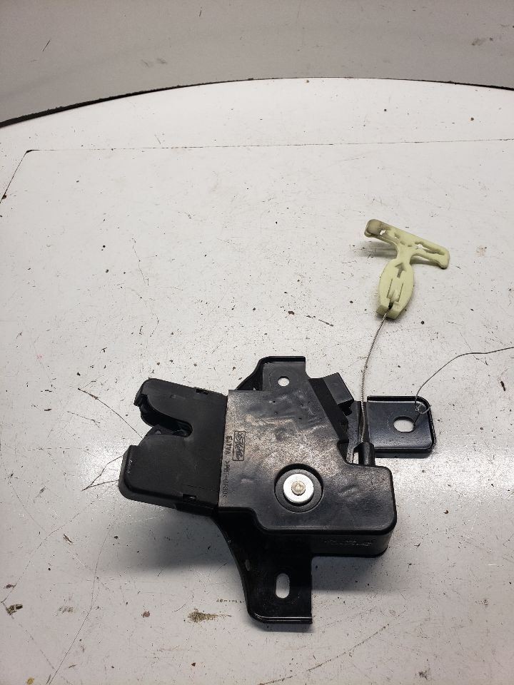 TAURUS 2012 Door Lock Actuator 1380035 OEM