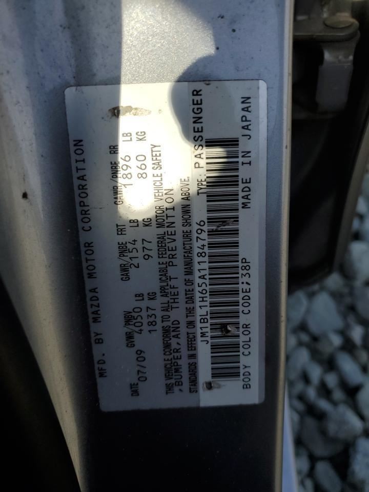 3 2010 Glove Box 4883126