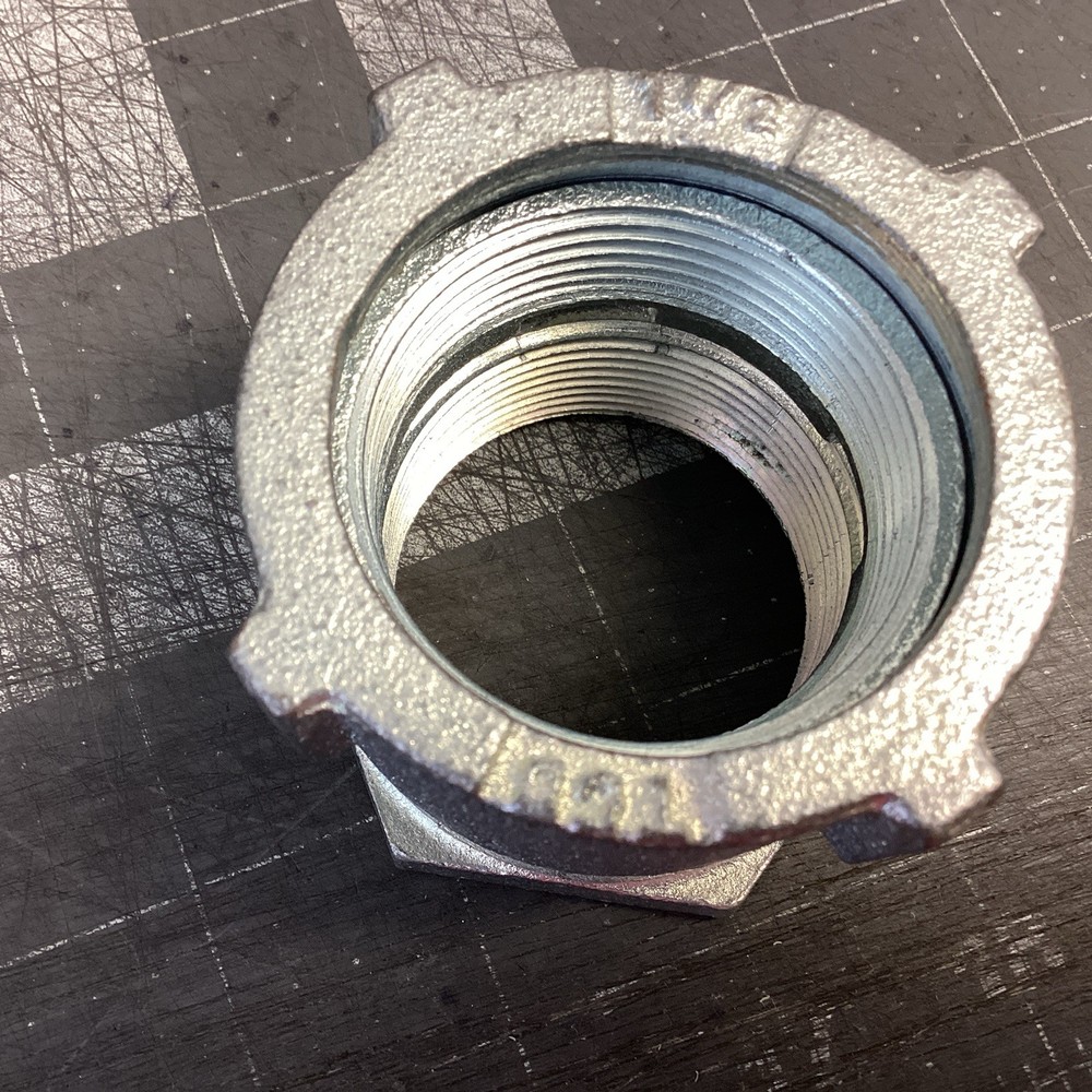 1-1/2" 3 Piece Coupling IRON (LPW132Y)