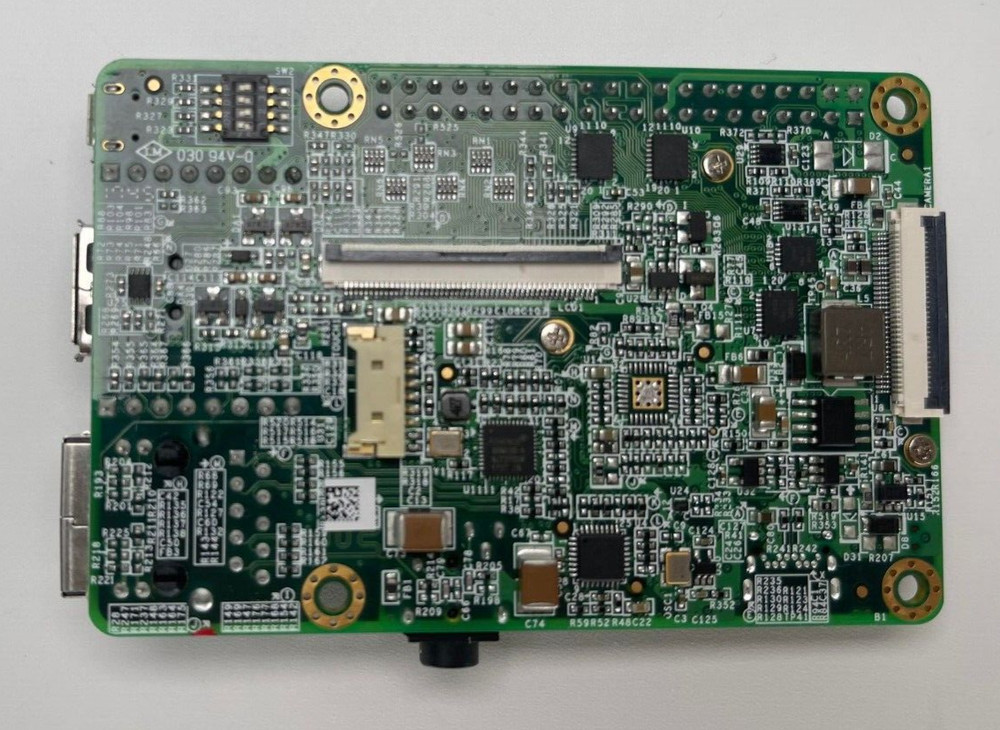 Custom Google Android Things Kit w/Pico-P1, Rainbow Hat and multitouch 5 inch