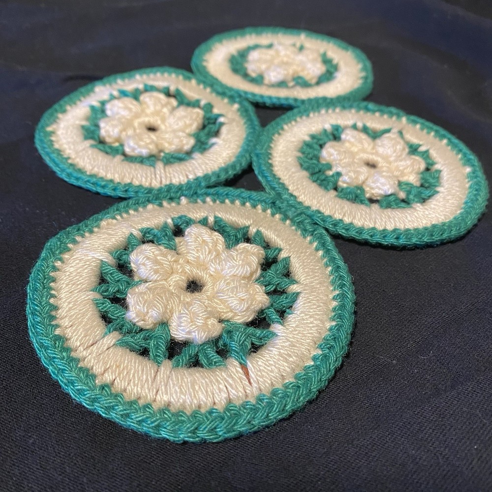 Hand Crocheted Vintage Trivet - Green & White