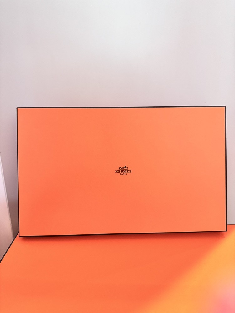 Hermes Empty Foldable Gift Box 15”x9.1”x2.6”