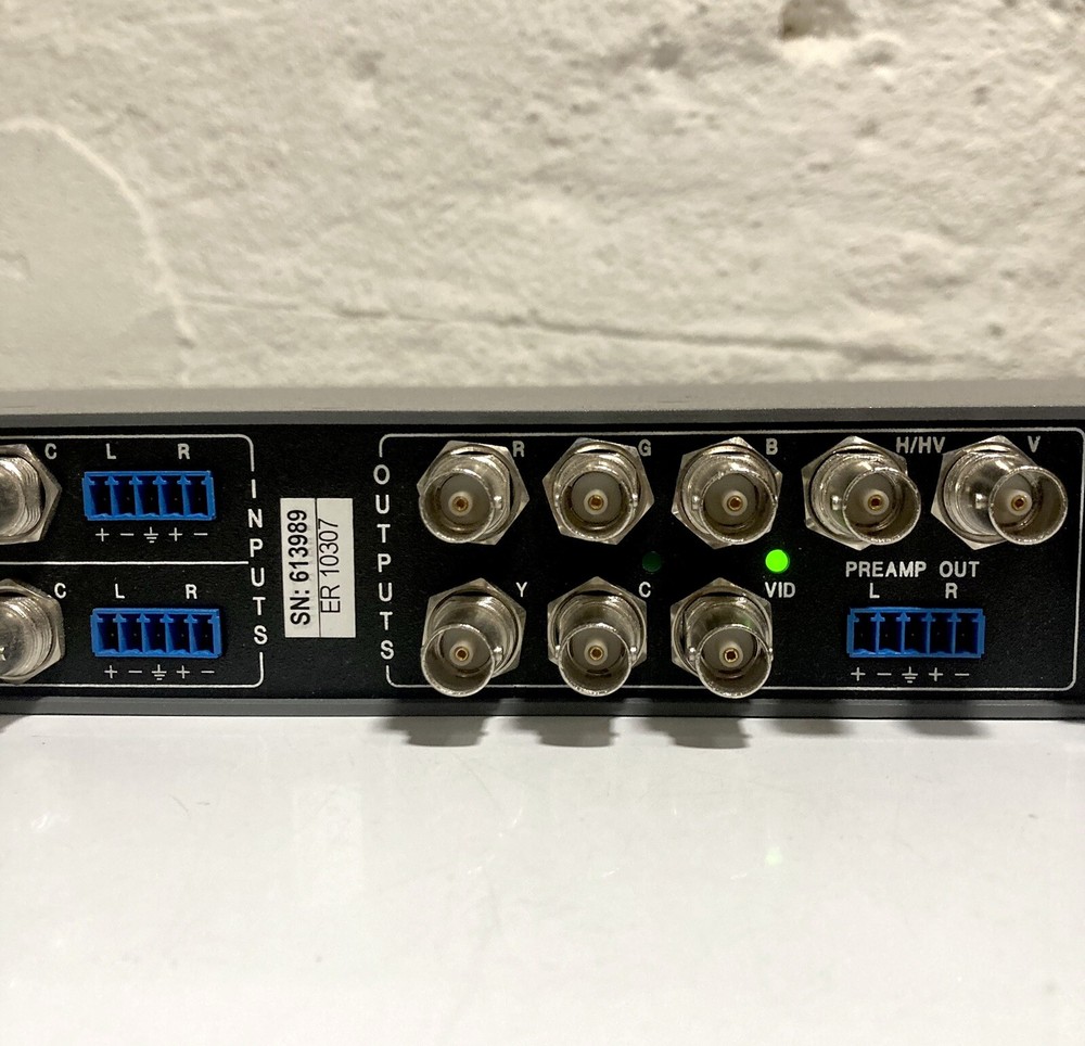 Extron System 5cr Plus I/O S-Video Computer Video Switcher (Working). Read.