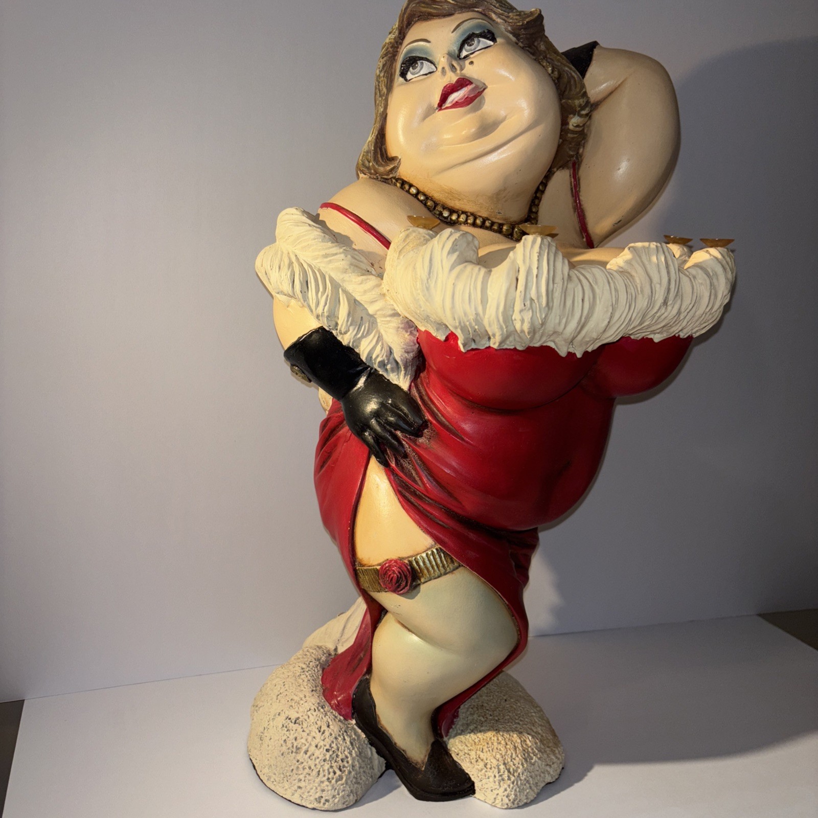 BUTLER BORDELLO LADY IN RED STATUE ROBUST GOSLING BIG BOOBS LARGE BIG FAT PLUMP