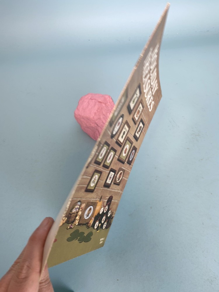 1982 COUNTED CROSS STITCH PATTERN HOLIDAY TREASURES #2