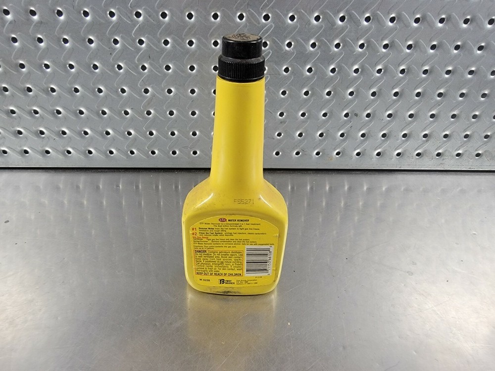 STP WATER REMOVER 8 OZ t290