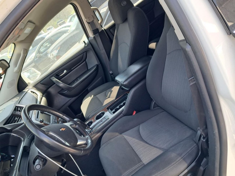 TRAVERSE 2014 Glove Box 5007865