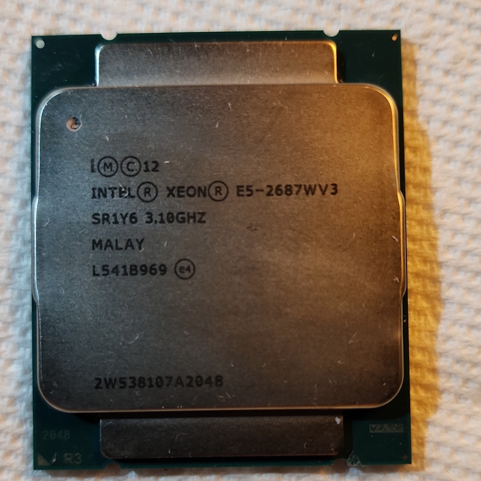 [Lot of 6] Intel Xeon E5-2698V4, E5-2630V3, E5-2687WV3 Server CPUs