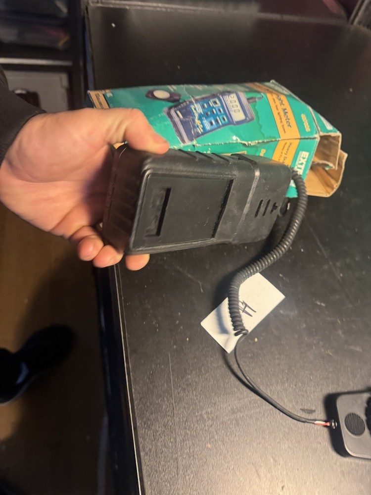 EXTECH Heavy Duty Light Meter Model 407026