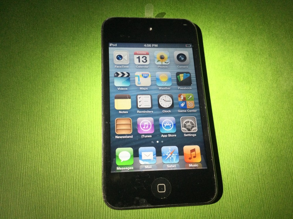 iPod Touch 4th Generation Black 32GB MC544LL/A