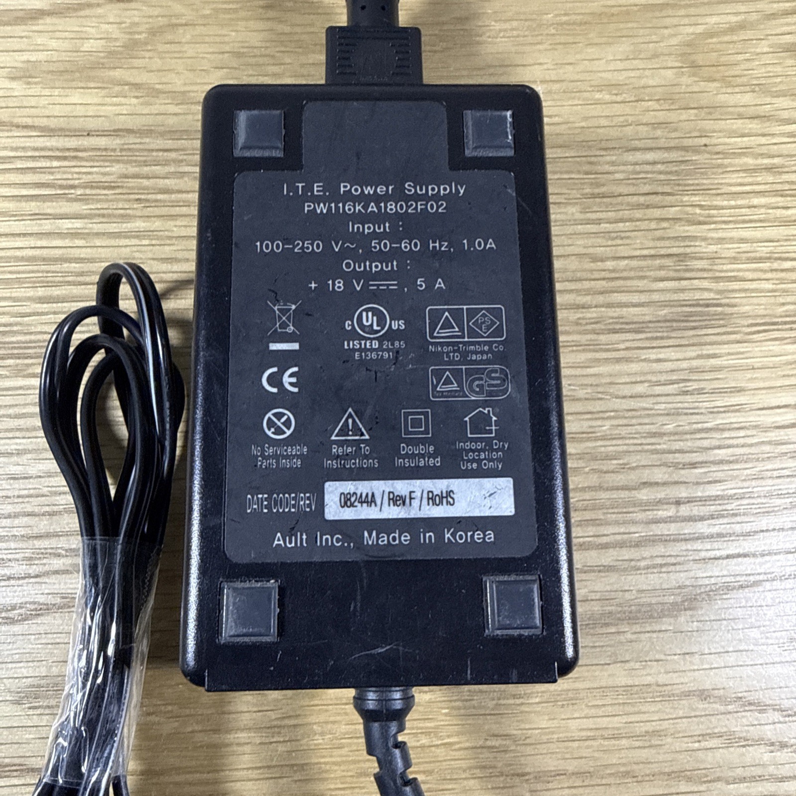 Trimble 57550-00 5-Bay Battery Charger Power Kit w/ AC Adapter Tested