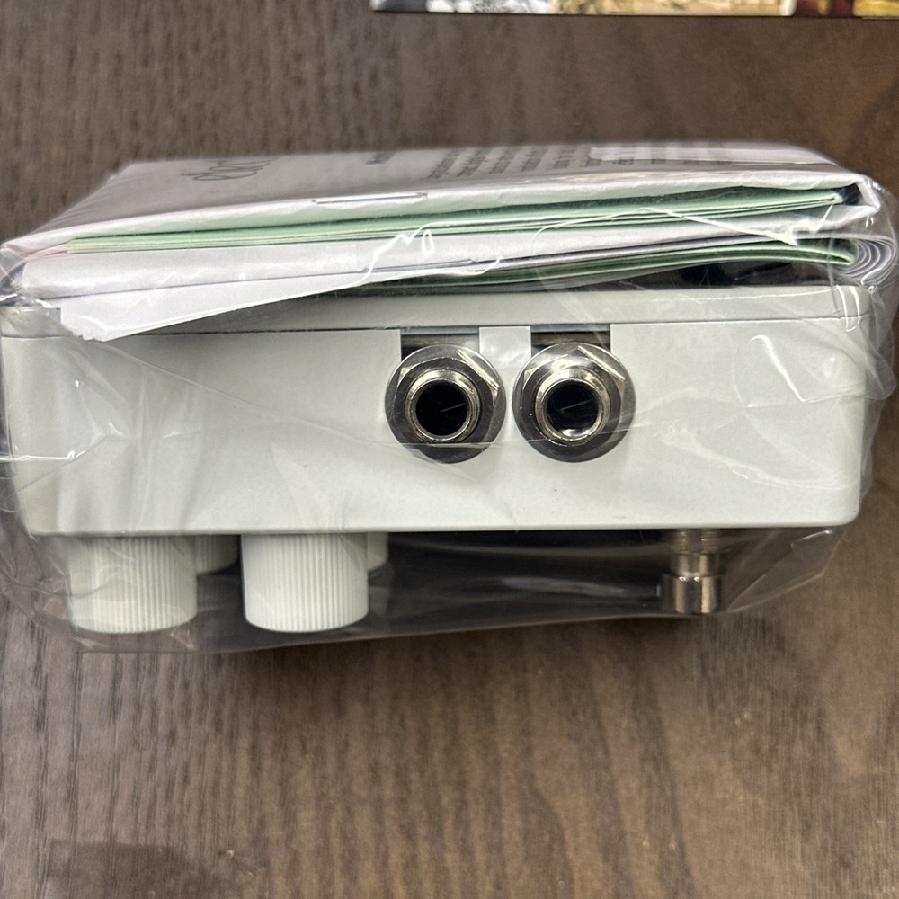 Electro Harmonix EHK MOD 11 Modulator Guitar Effects Pedal Modulation trem phase