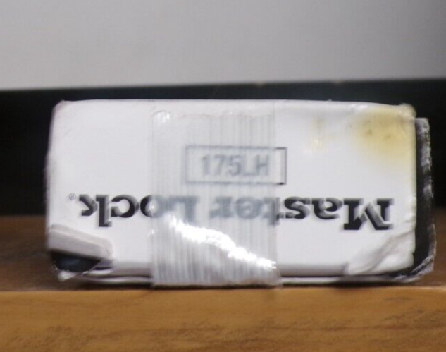 NEW MASTER LOCK 175LH 4 DIAL RESTTABLE COMBINATION LOCK 2 1/4" LONG SHACKLE