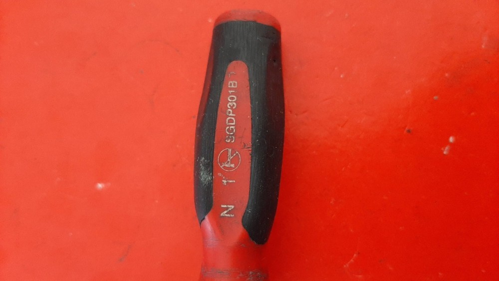 Snap-on Tools SGDP301B No. 1 Phillips Instinct Red Soft Handle Screwdriver READ