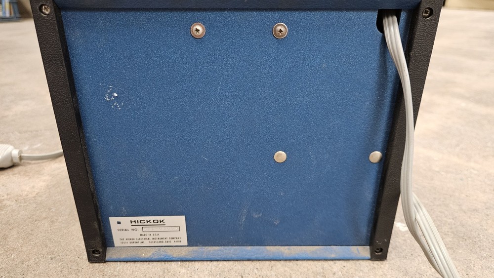 Hickok Model 220 In-Circuit Semiconductor Analyzer Turns On