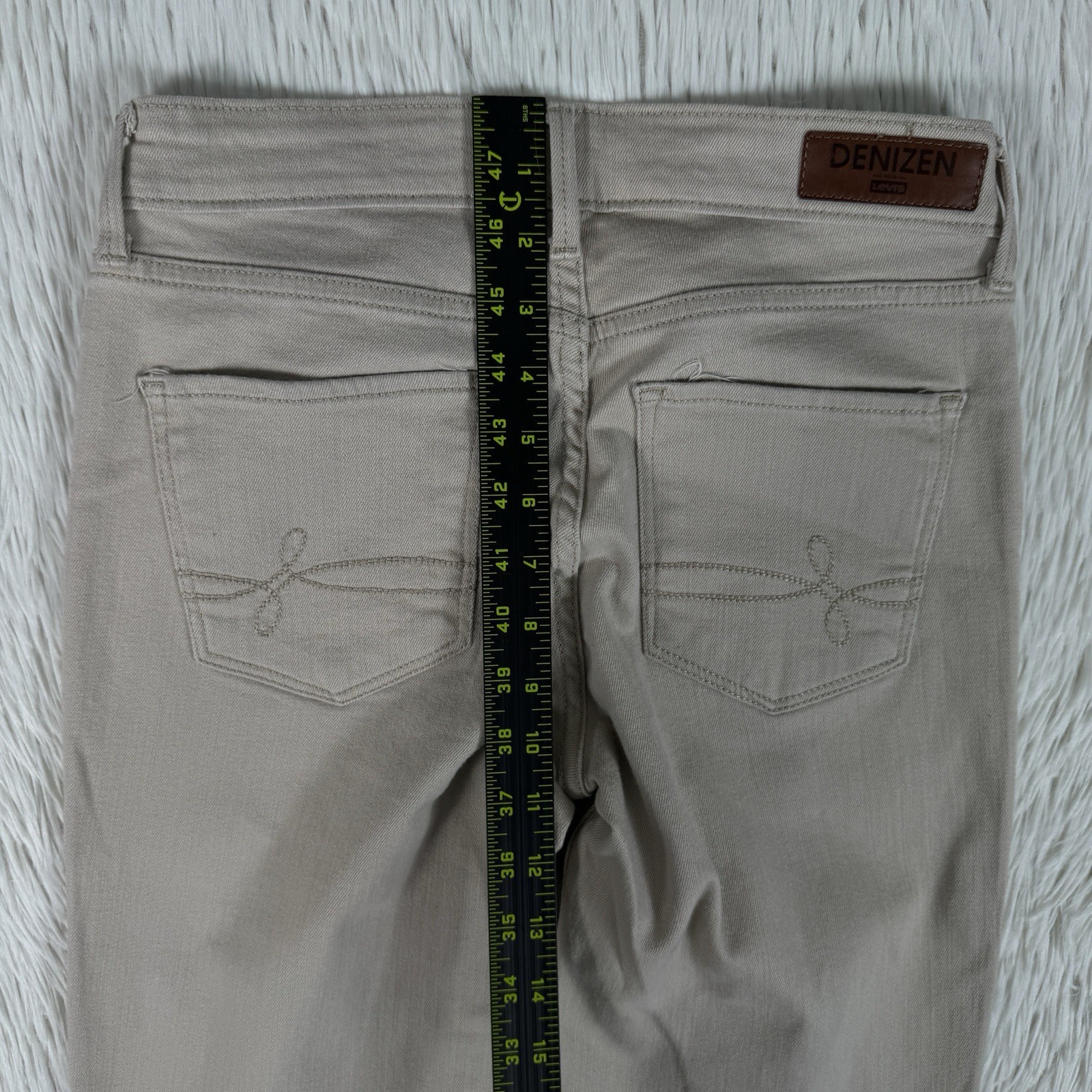 Denizen From Levi's Tan Mid-Rise Cuffed Capri Denim Jeans Women's Size 2