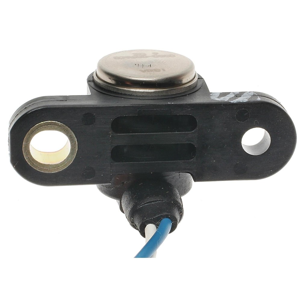 Standard Motor Products PC131 Engine Crankshaft Position Sensor
