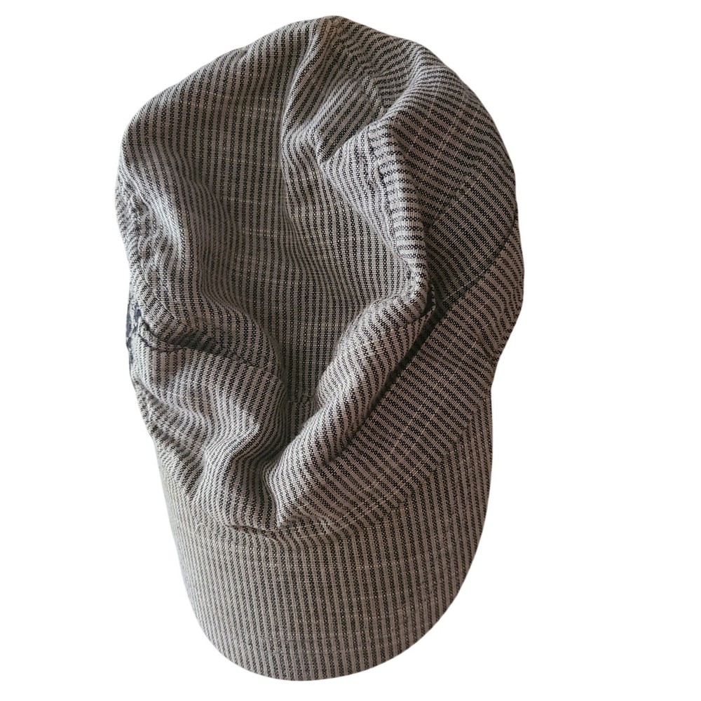 Women's hat one side fits all