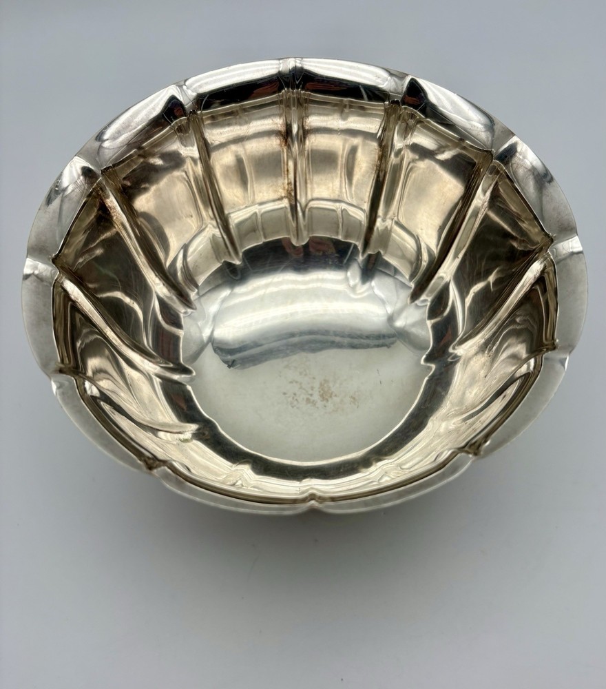 Vintage Crescent Silverware Co. MCM Silver-plate Fluted Bowl Footed Shiny Classy