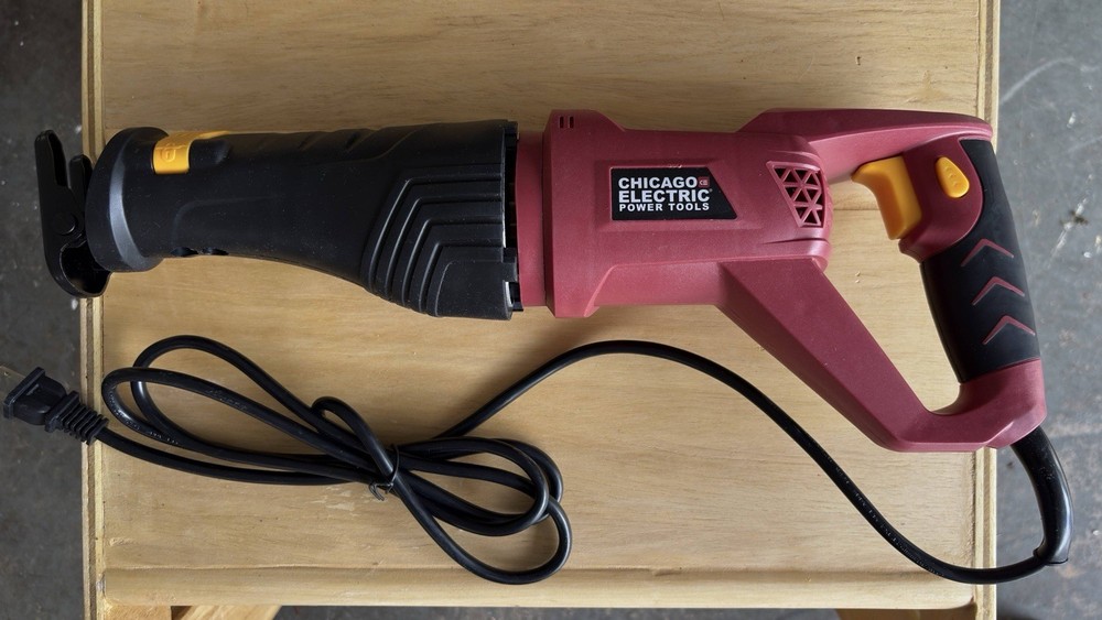 Chicago Electric 6 Amp Reciprocating Saw, Variable Speed Power Tool