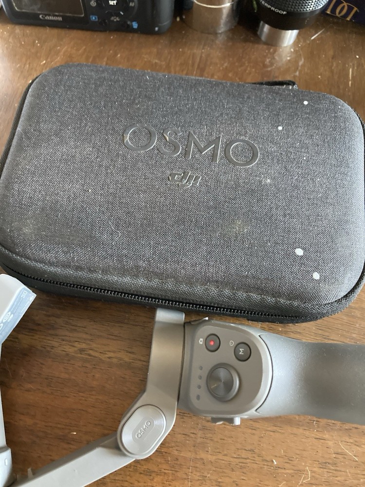 DJI Osmo Mobile 3 - Gimbal Stabilizer With Storage