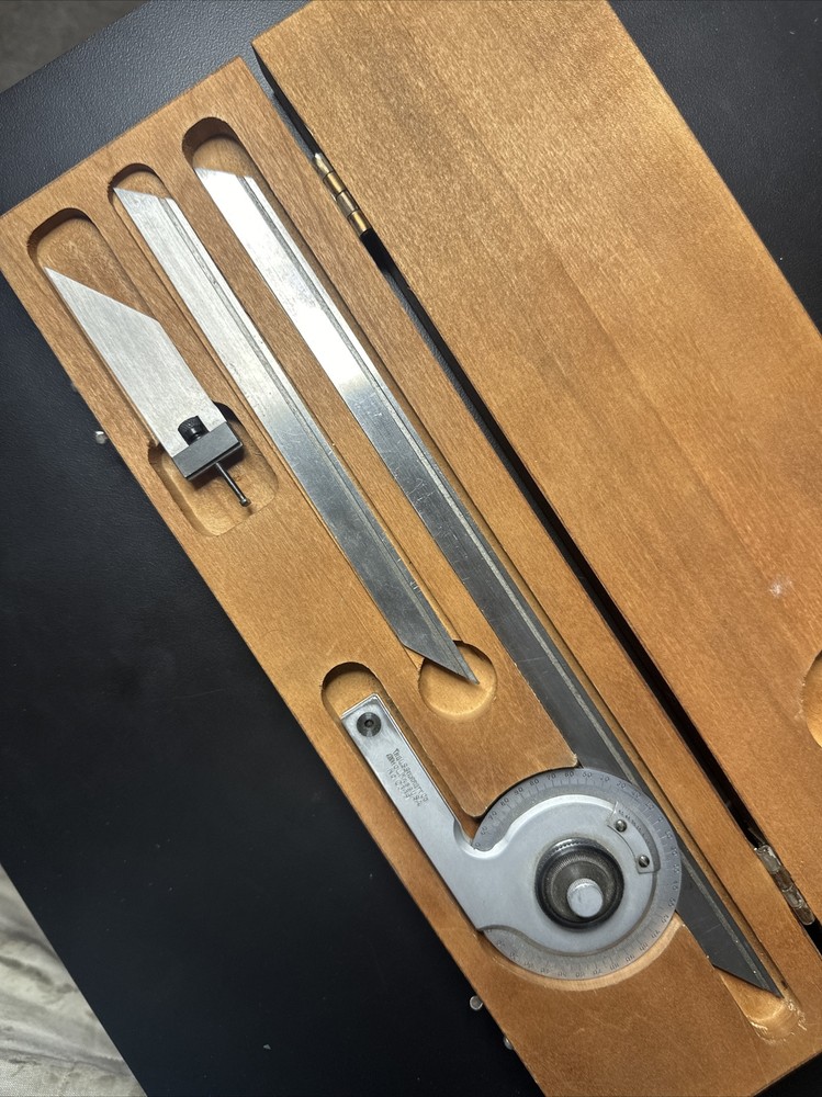 Starrett C359 Precision Universal Bevel Vernier Protractor Machinist Tool Maker