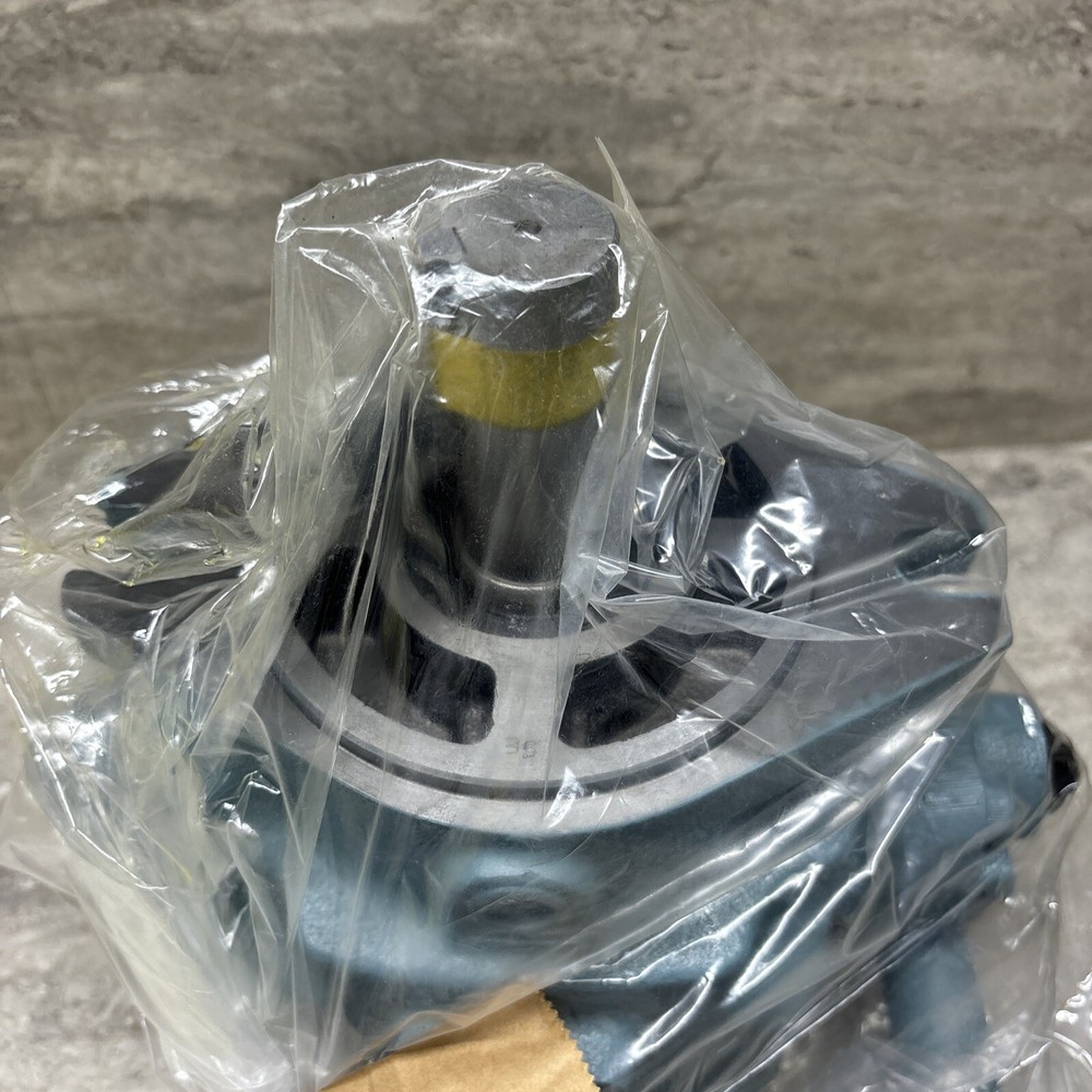 NACHI VDC-3B-1A5-E20 2260 High Pressure Variable Vane Pump Unit, New