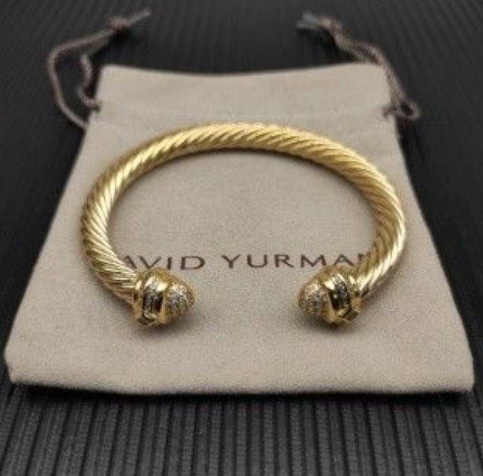 Nee D𝓪𝓾𝓲d Yu₥an 7mm Diamond Oval Cable Bracelet M