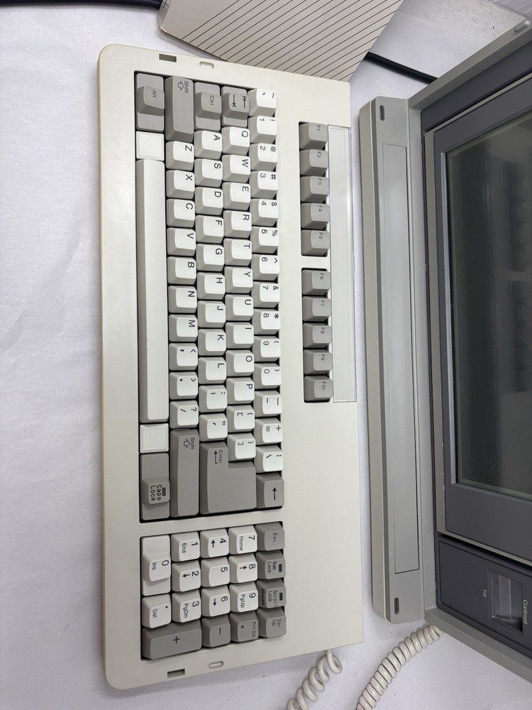 SHARP ELECTRONICS PC-7000 PERSONAL COMPUTER