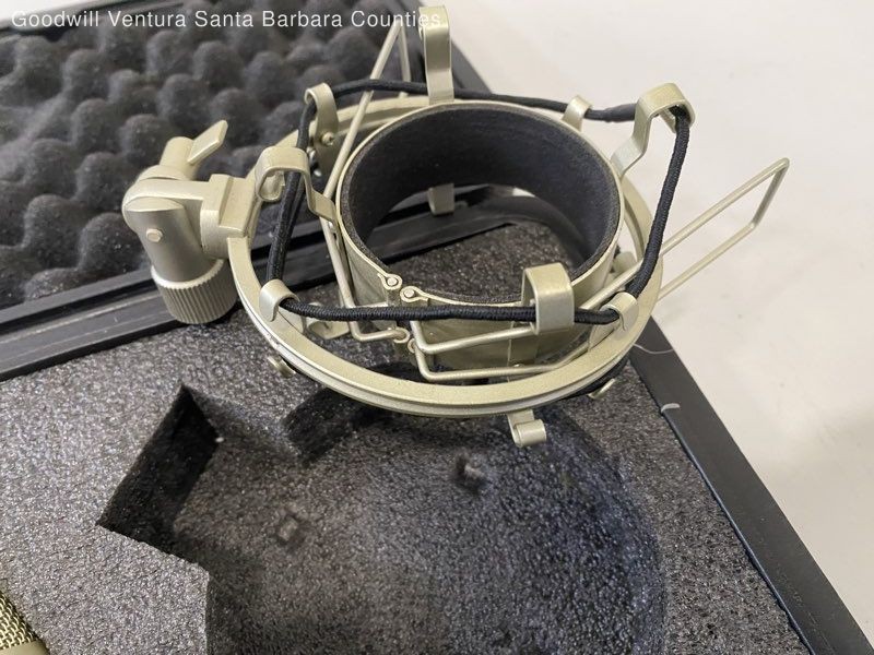 MXL 990 Condenser Microphone - Tested