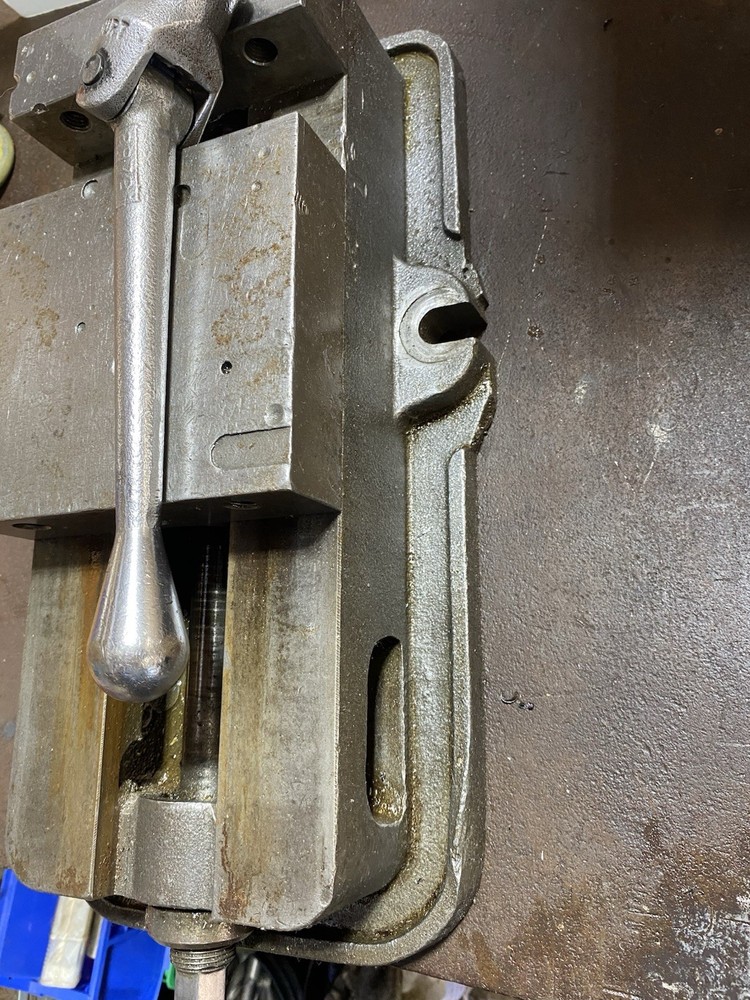 Kurt Machine Vise 6 “ With Handle ￼