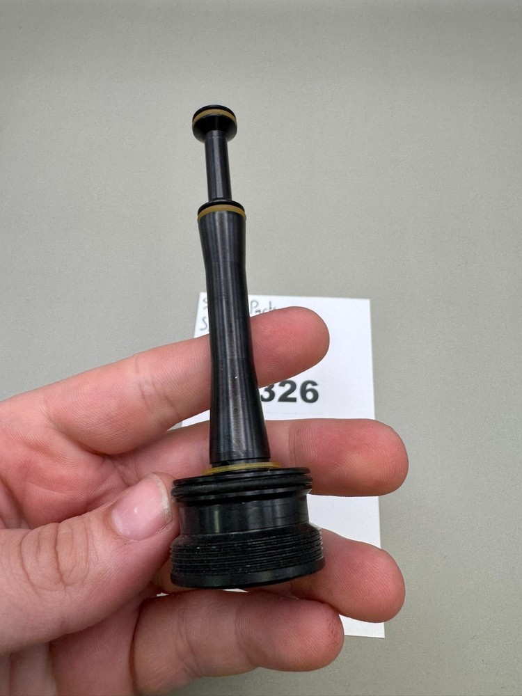 Smart Parts Shocker SFT Bolt Guide-Gloss Black