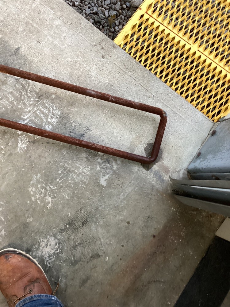 HammerHawk Model 750 Air Powered Tee Post Hammer Driver